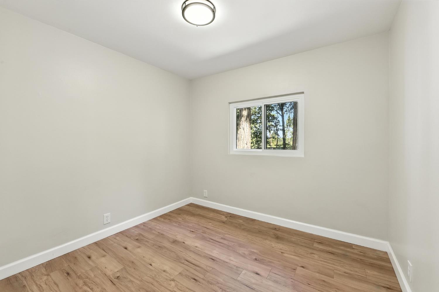 Detail Gallery Image 38 of 45 For 6143 Dolly Varden Ln, Pollock Pines,  CA 95726 - 3 Beds | 2/1 Baths