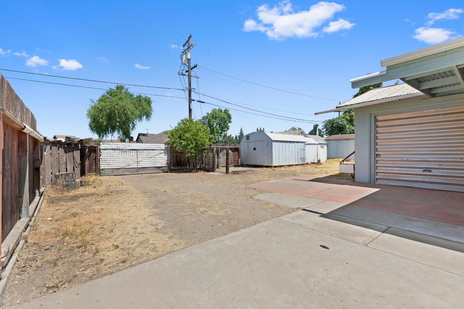 Detail Gallery Image 20 of 29 For 400 W G St, Oakdale,  CA 95361 - 3 Beds | 1 Baths
