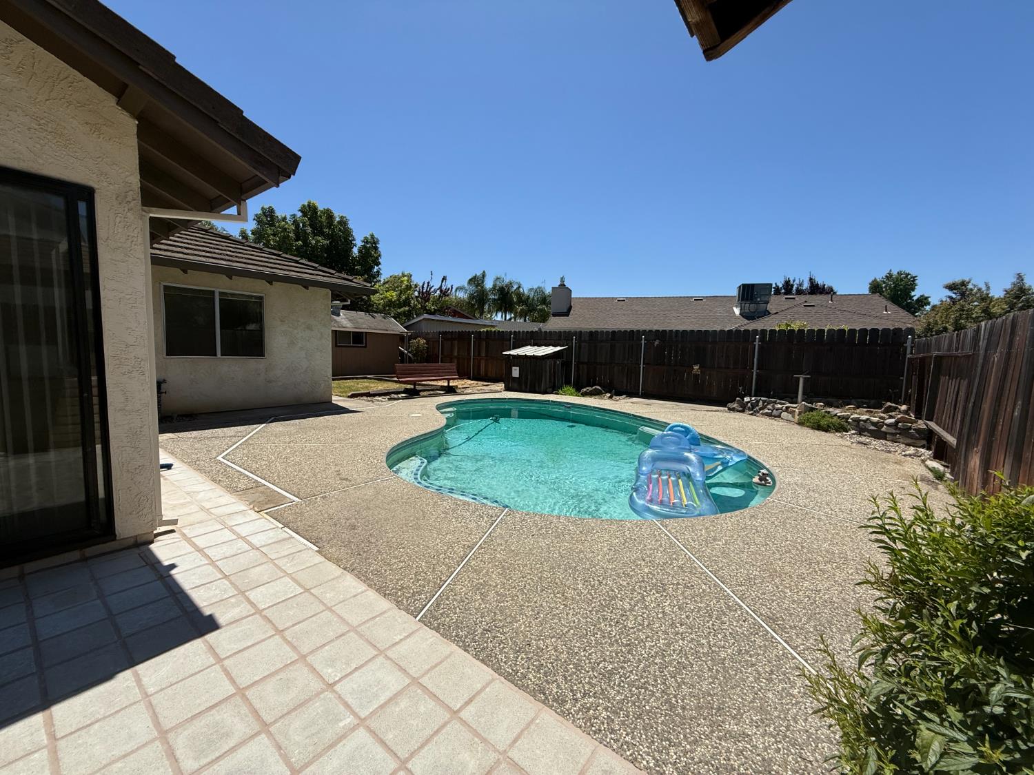 Detail Gallery Image 17 of 20 For 1517 Burgundy, Lodi,  CA 95242 - 3 Beds | 2 Baths