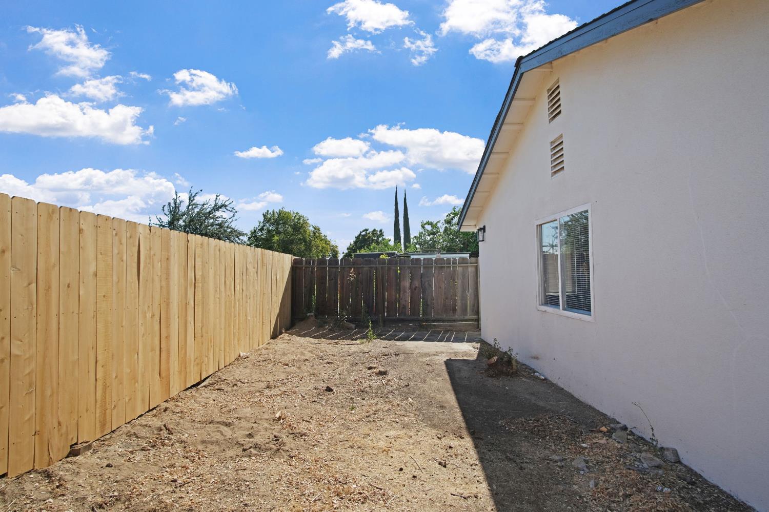 Detail Gallery Image 27 of 28 For 1757 Hickory Ave, Livingston,  CA 95334 - 4 Beds | 2 Baths