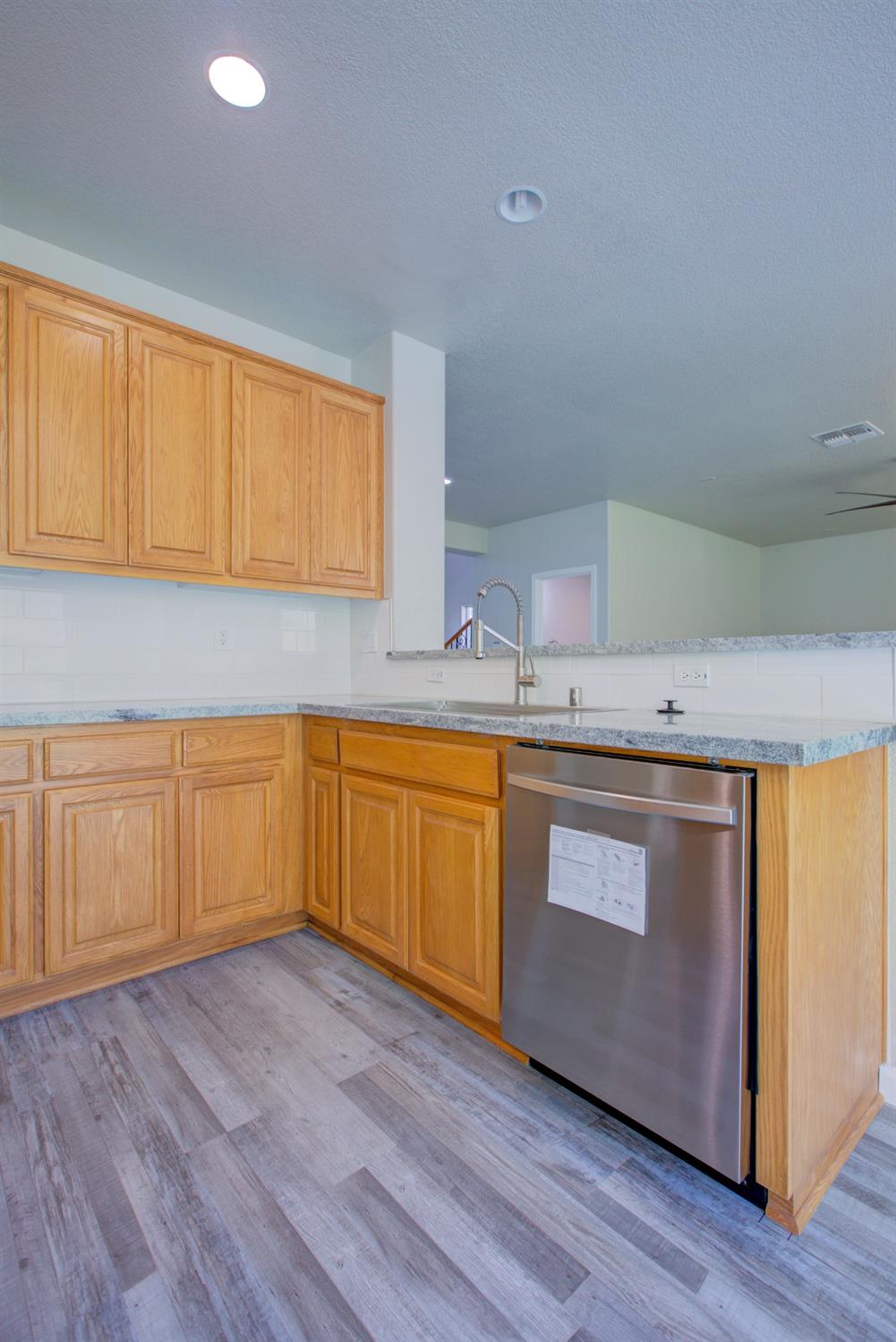 Detail Gallery Image 28 of 55 For 20676 Golf Canyon Ct, Patterson,  CA 95363 - 4 Beds | 2/1 Baths