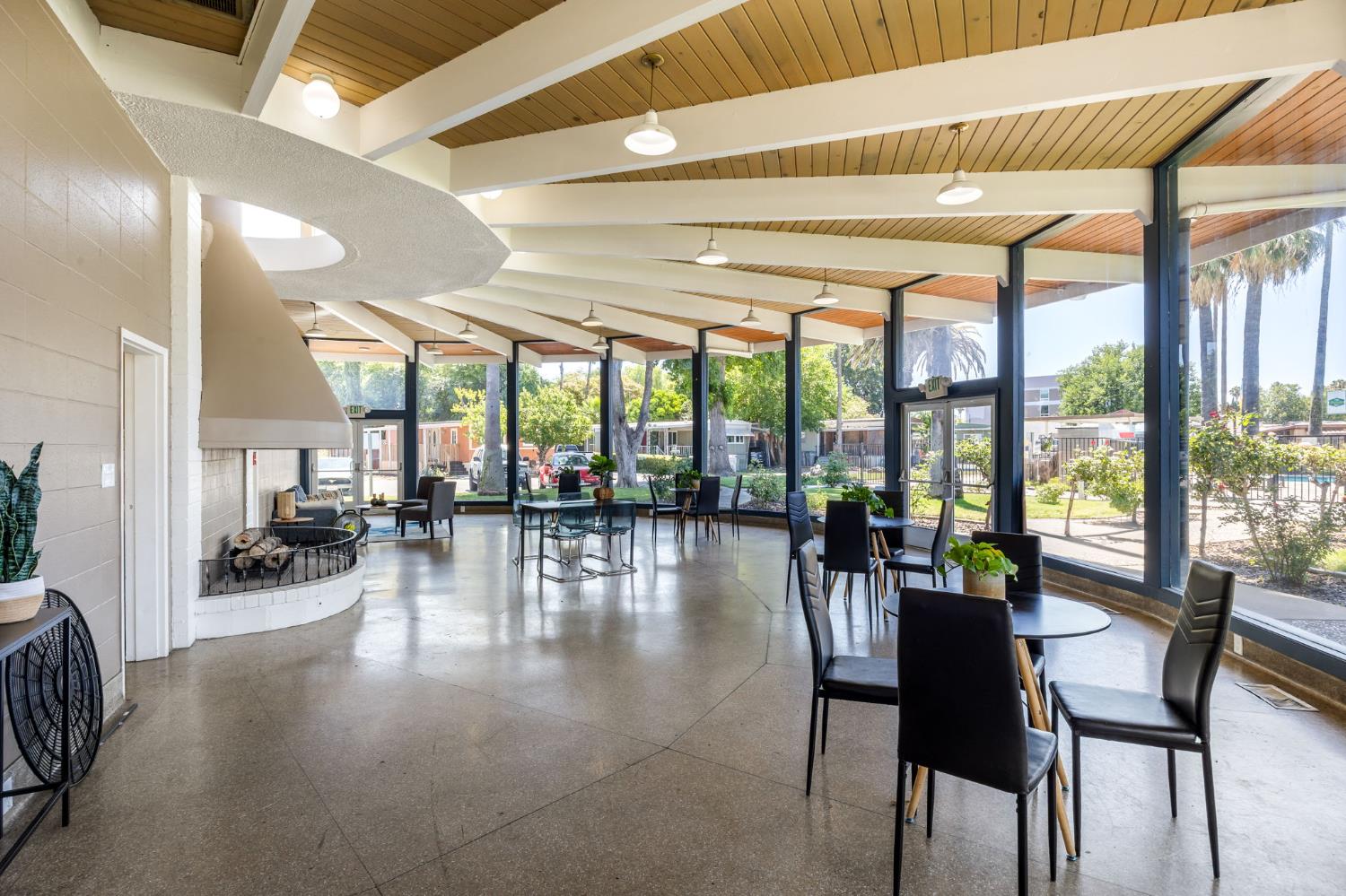 Detail Gallery Image 44 of 47 For 1050 W Capitol Ave 11, West Sacramento,  CA 95691 - 3 Beds | 2 Baths