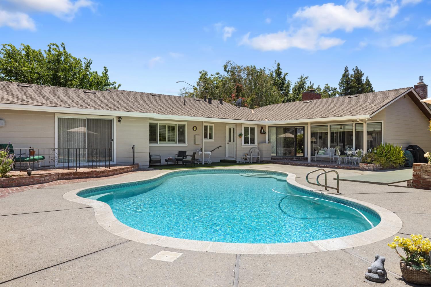 Detail Gallery Image 45 of 59 For 1287 W Valpico Rd, Tracy,  CA 95304 - 3 Beds | 2 Baths