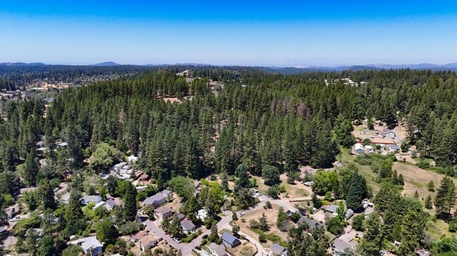 Detail Gallery Image 43 of 44 For 262 W Olympia Dr, Grass Valley,  CA 95945 - – Beds | – Baths