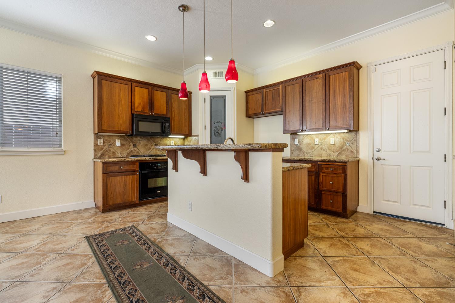 Detail Gallery Image 17 of 28 For 3501 Valley Oak Dr, Ceres,  CA 95307 - 4 Beds | 2/1 Baths