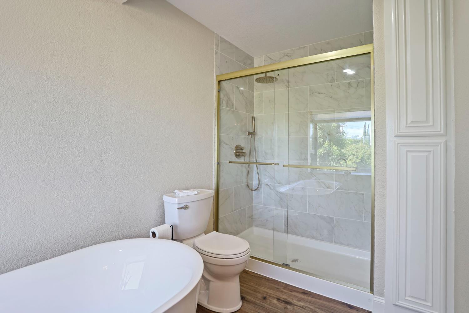Detail Gallery Image 28 of 40 For 208 Palomar Dr, Lodi,  CA 95242 - 4 Beds | 3 Baths