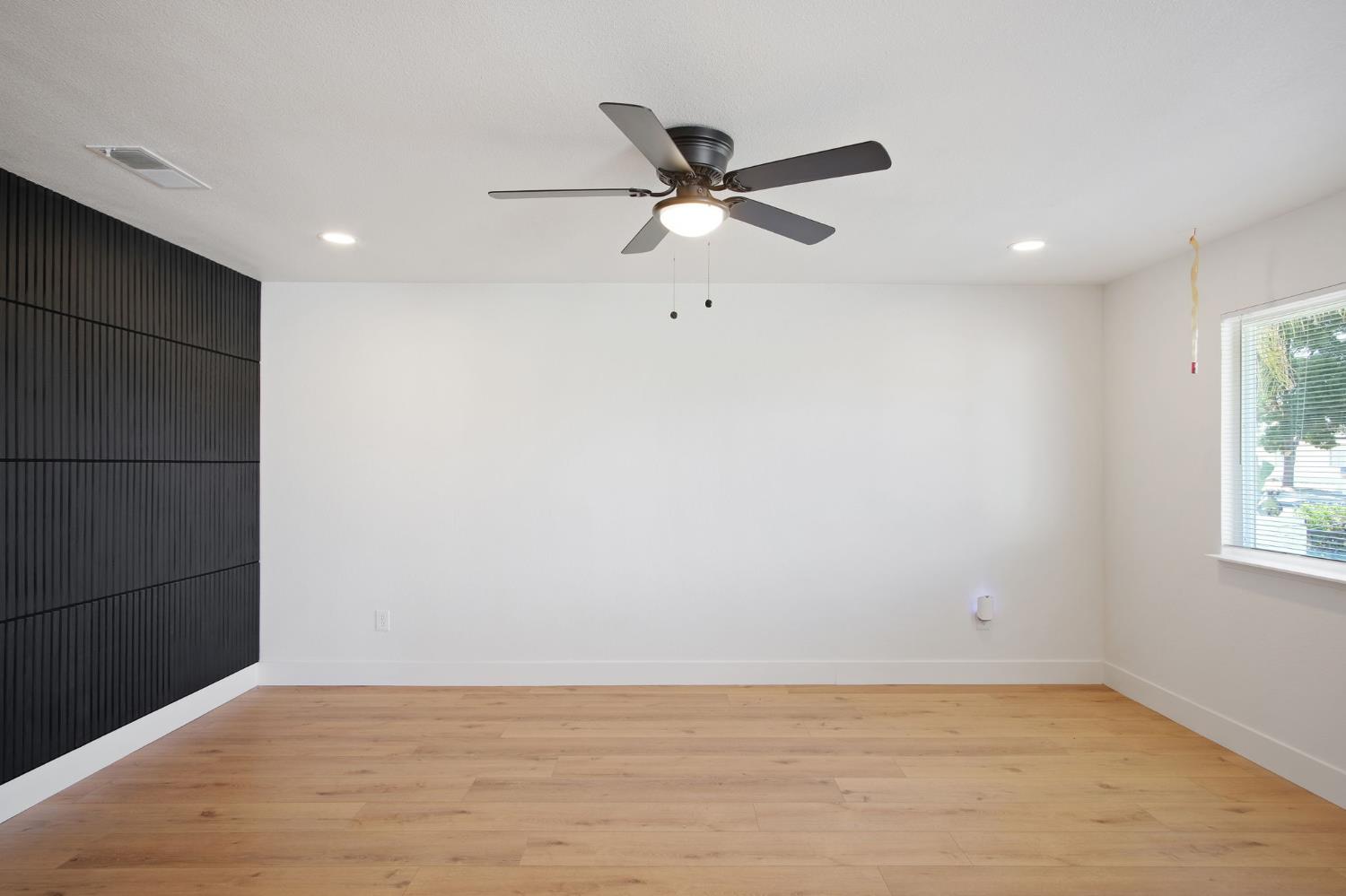 Detail Gallery Image 11 of 28 For 1757 Hickory Ave, Livingston,  CA 95334 - 4 Beds | 2 Baths