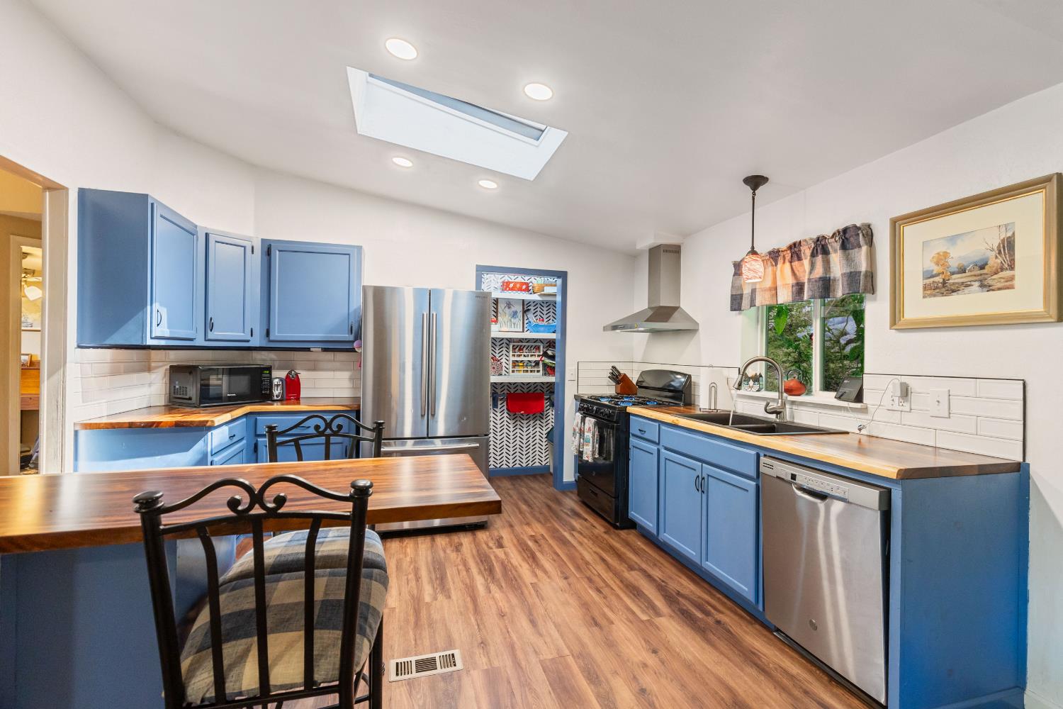Detail Gallery Image 27 of 71 For 18507 Dunvegan Dr, Applegate,  CA 95703 - 2 Beds | 2 Baths