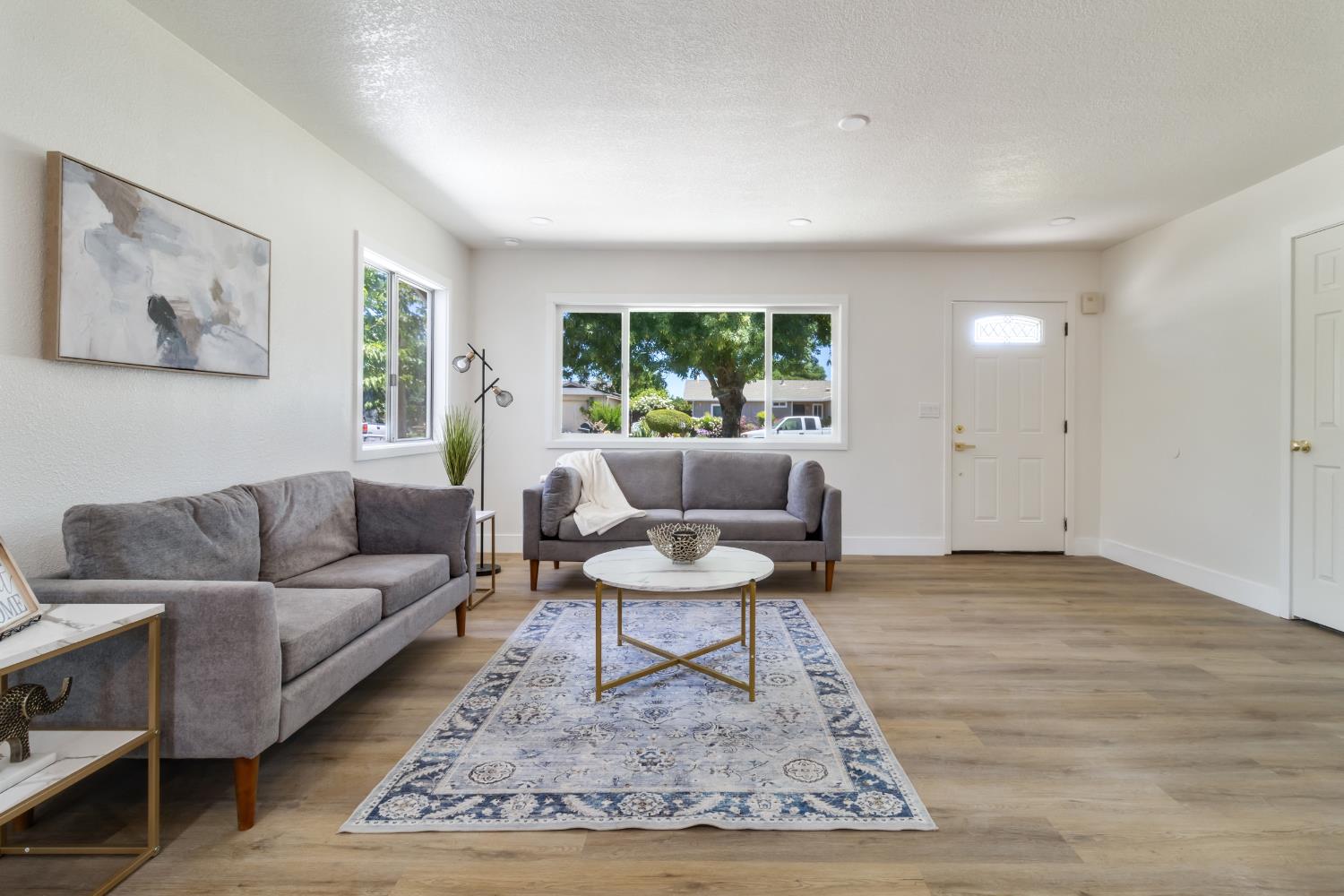 Detail Gallery Image 6 of 26 For 1335 Eucalyptus Ave, Newman,  CA 95360 - 4 Beds | 2 Baths