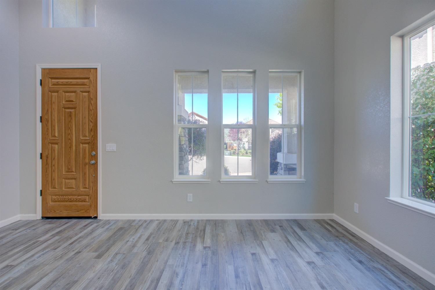 Detail Gallery Image 18 of 55 For 20676 Golf Canyon Ct, Patterson,  CA 95363 - 4 Beds | 2/1 Baths
