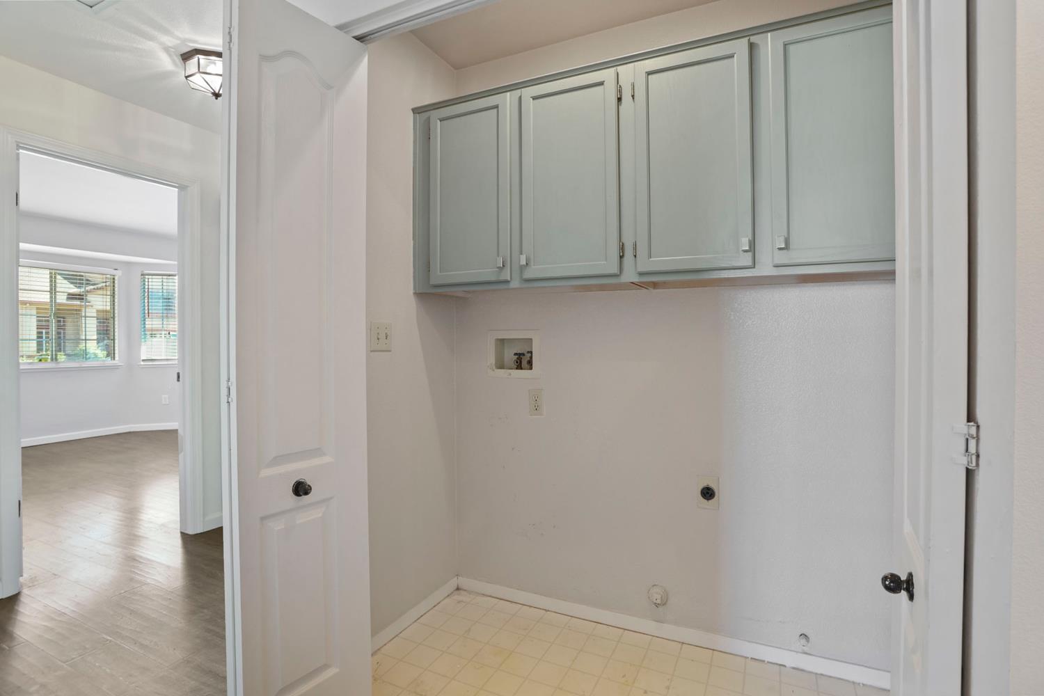 Detail Gallery Image 14 of 30 For 808 Marsh Creek Dr, Sacramento,  CA 95838 - 3 Beds | 2 Baths