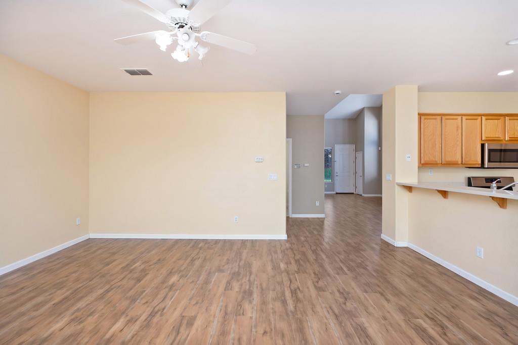 Detail Gallery Image 8 of 29 For Address Is Not Disclosed, Sacramento,  CA 95835 - 4 Beds | 2/1 Baths