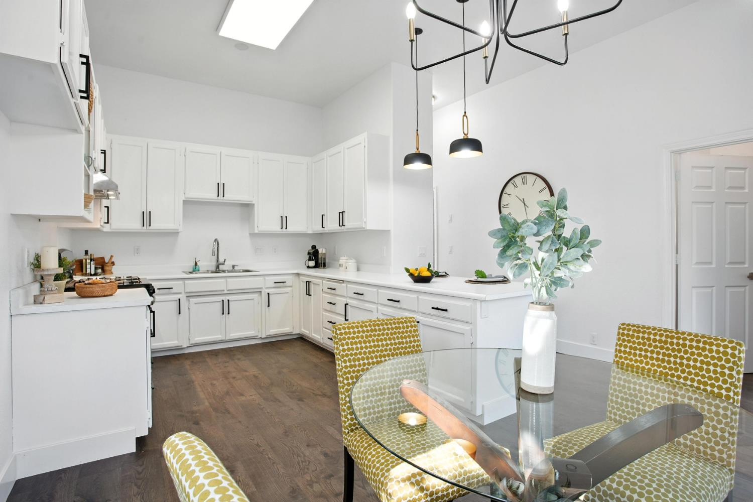 Detail Gallery Image 13 of 37 For 1660 Hazel St, Gridley,  CA 95948 - 3 Beds | 2 Baths