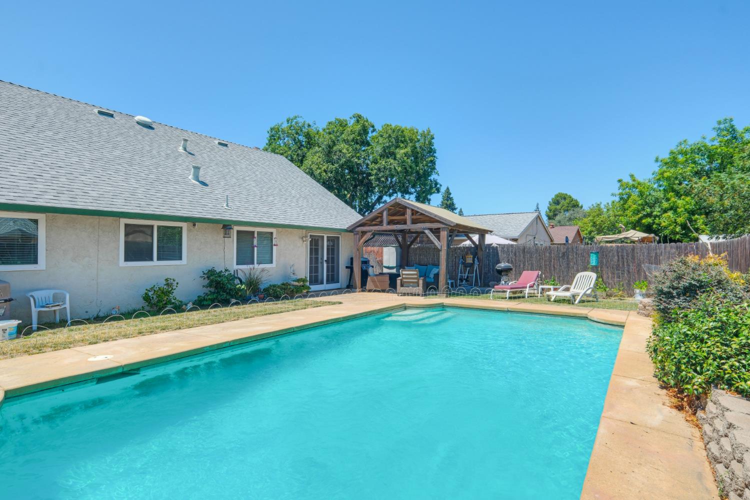 Detail Gallery Image 34 of 36 For 4209 Jump Ct, Sacramento,  CA 95826 - 5 Beds | 3 Baths