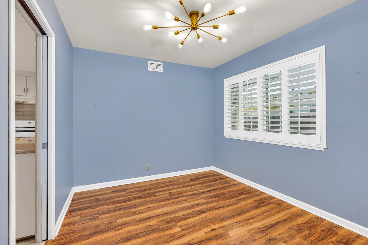Detail Gallery Image 8 of 51 For 1586 Underwood Ave, Atwater,  CA 95301 - 3 Beds | 2 Baths