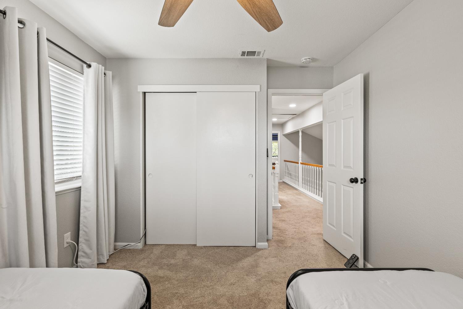 Detail Gallery Image 33 of 40 For 8932 Gemwood Way, Elk Grove,  CA 95758 - 3 Beds | 2/1 Baths