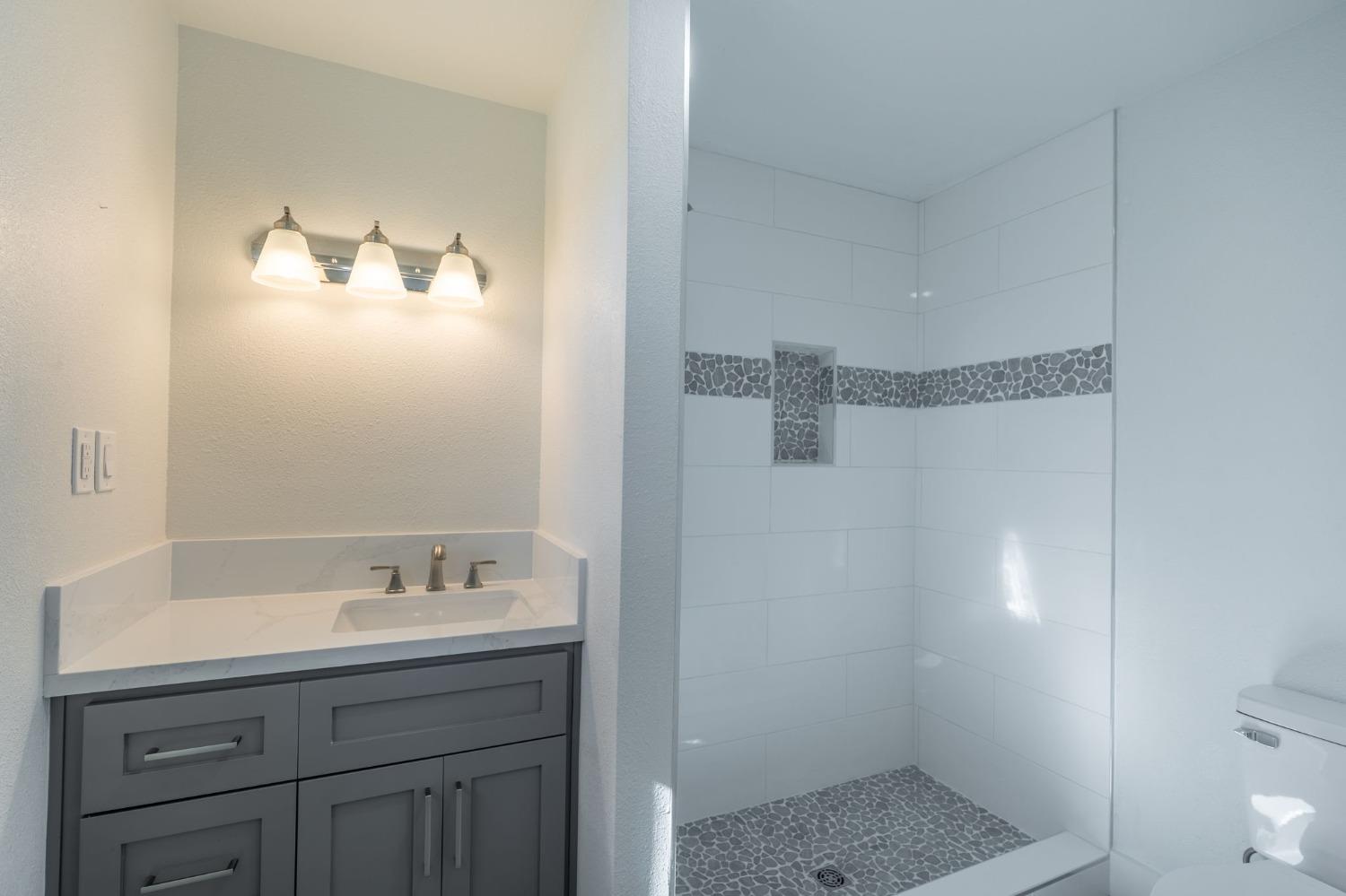 Detail Gallery Image 22 of 30 For 4112 Anna Ave, Keyes,  CA 95328 - 3 Beds | 3 Baths