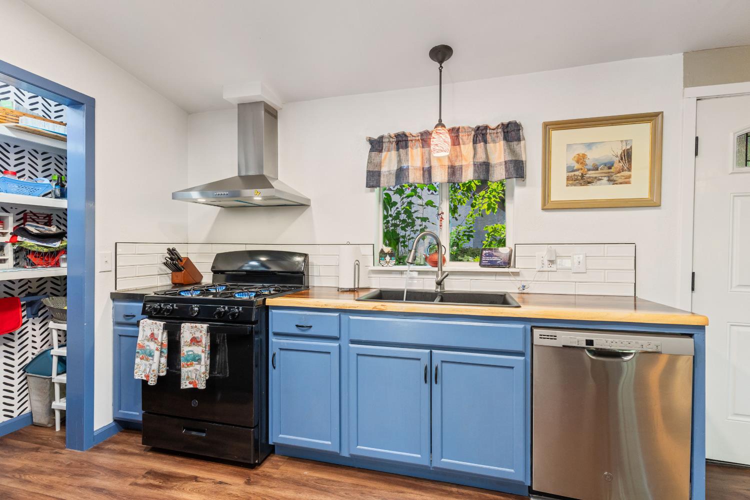 Detail Gallery Image 28 of 71 For 18507 Dunvegan Dr, Applegate,  CA 95703 - 2 Beds | 2 Baths
