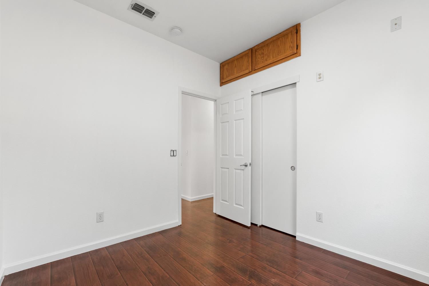 Detail Gallery Image 14 of 28 For 1929 Providence Way, Lodi,  CA 95242 - 4 Beds | 2 Baths
