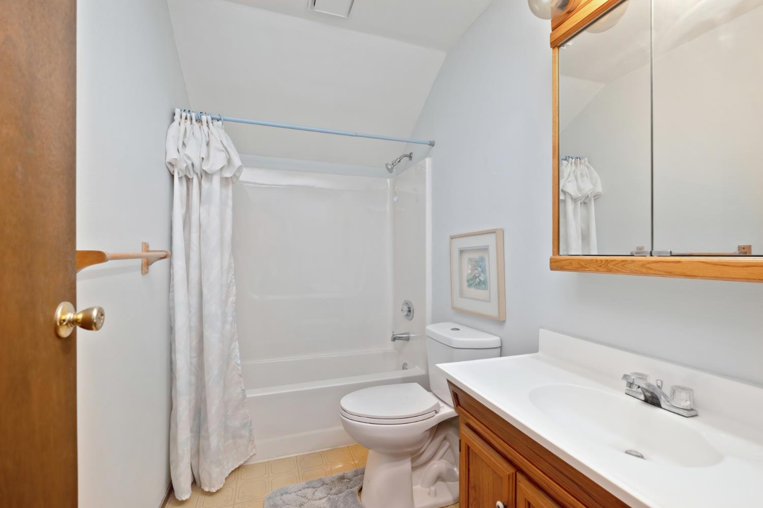 Detail Gallery Image 22 of 36 For 4209 Jump Ct, Sacramento,  CA 95826 - 5 Beds | 3 Baths