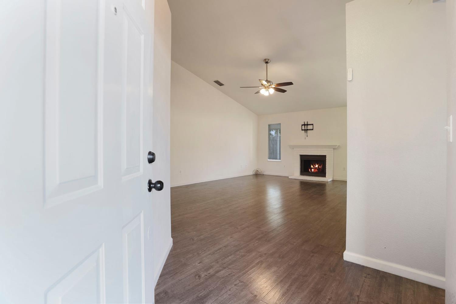 Detail Gallery Image 15 of 30 For 808 Marsh Creek Dr, Sacramento,  CA 95838 - 3 Beds | 2 Baths
