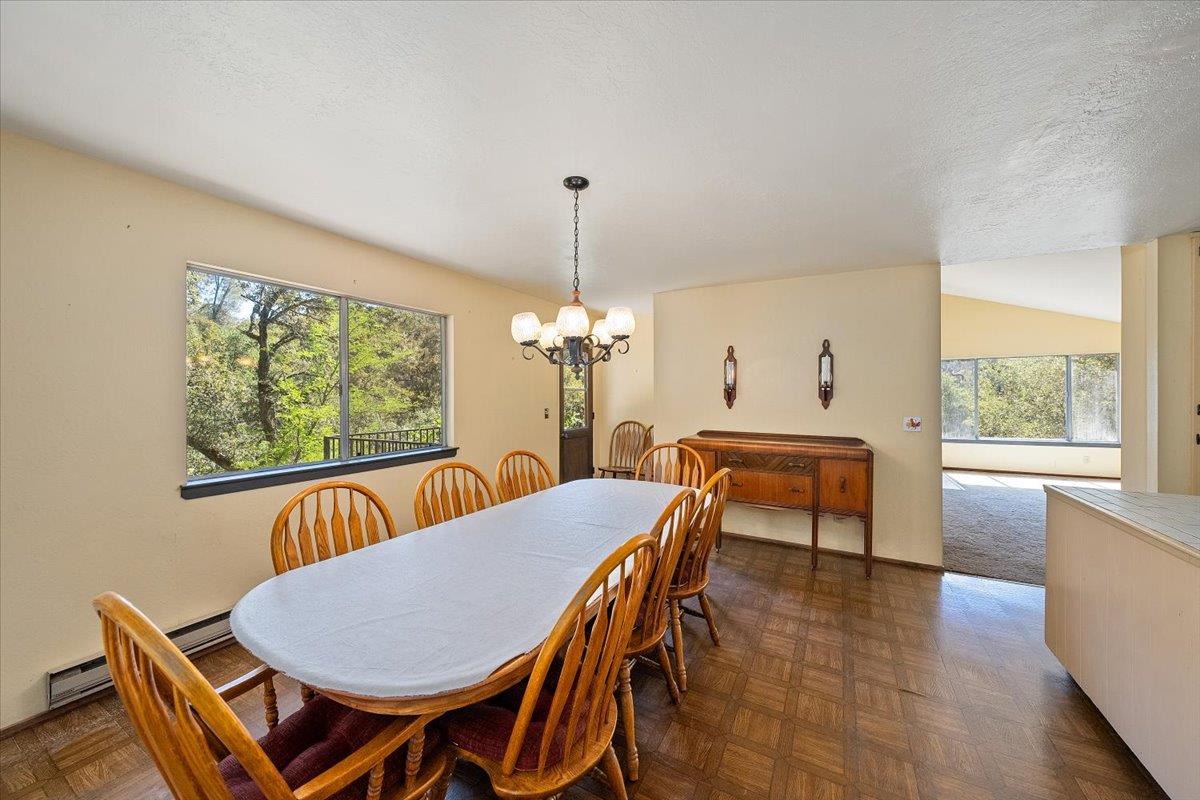 Detail Gallery Image 17 of 44 For 5941 Garden Park Dr, Garden Valley,  CA 95633 - 3 Beds | 2/1 Baths