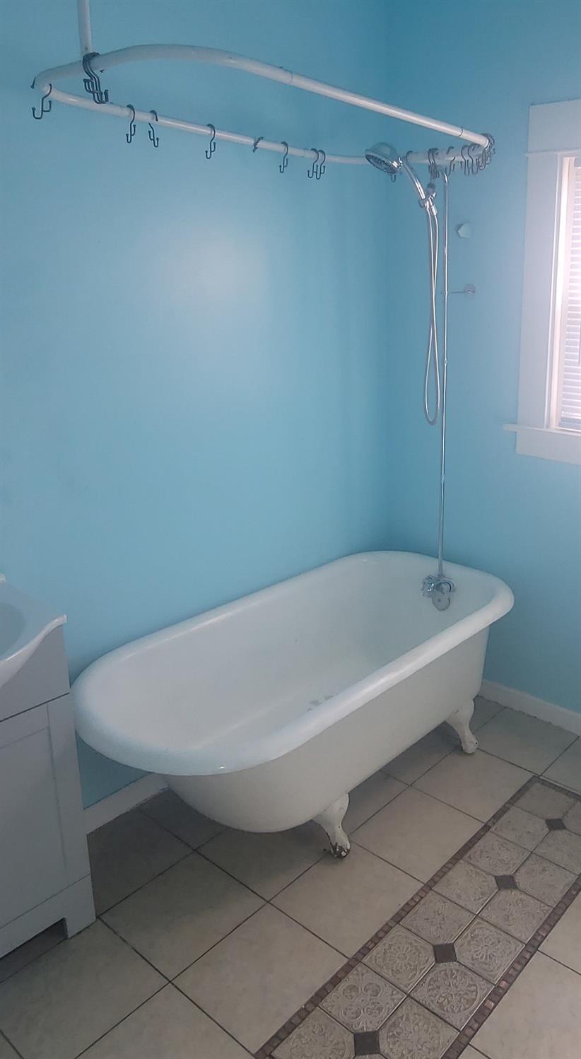 Detail Gallery Image 19 of 30 For 1010 W 4th St, Antioch,  CA 94509 - 3 Beds | 1 Baths