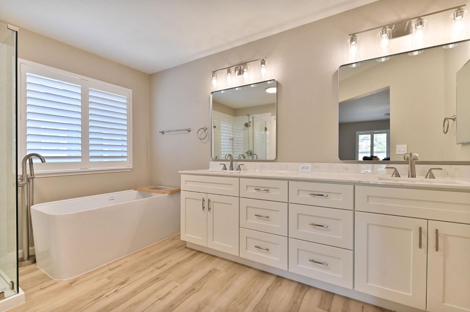 Detail Gallery Image 38 of 52 For 2216 Boston Way, Modesto,  CA 95355 - 4 Beds | 3 Baths