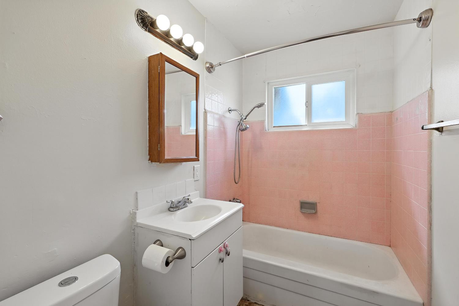 Detail Gallery Image 17 of 35 For 495 Q St, Merced,  CA 95341 - 3 Beds | 1 Baths