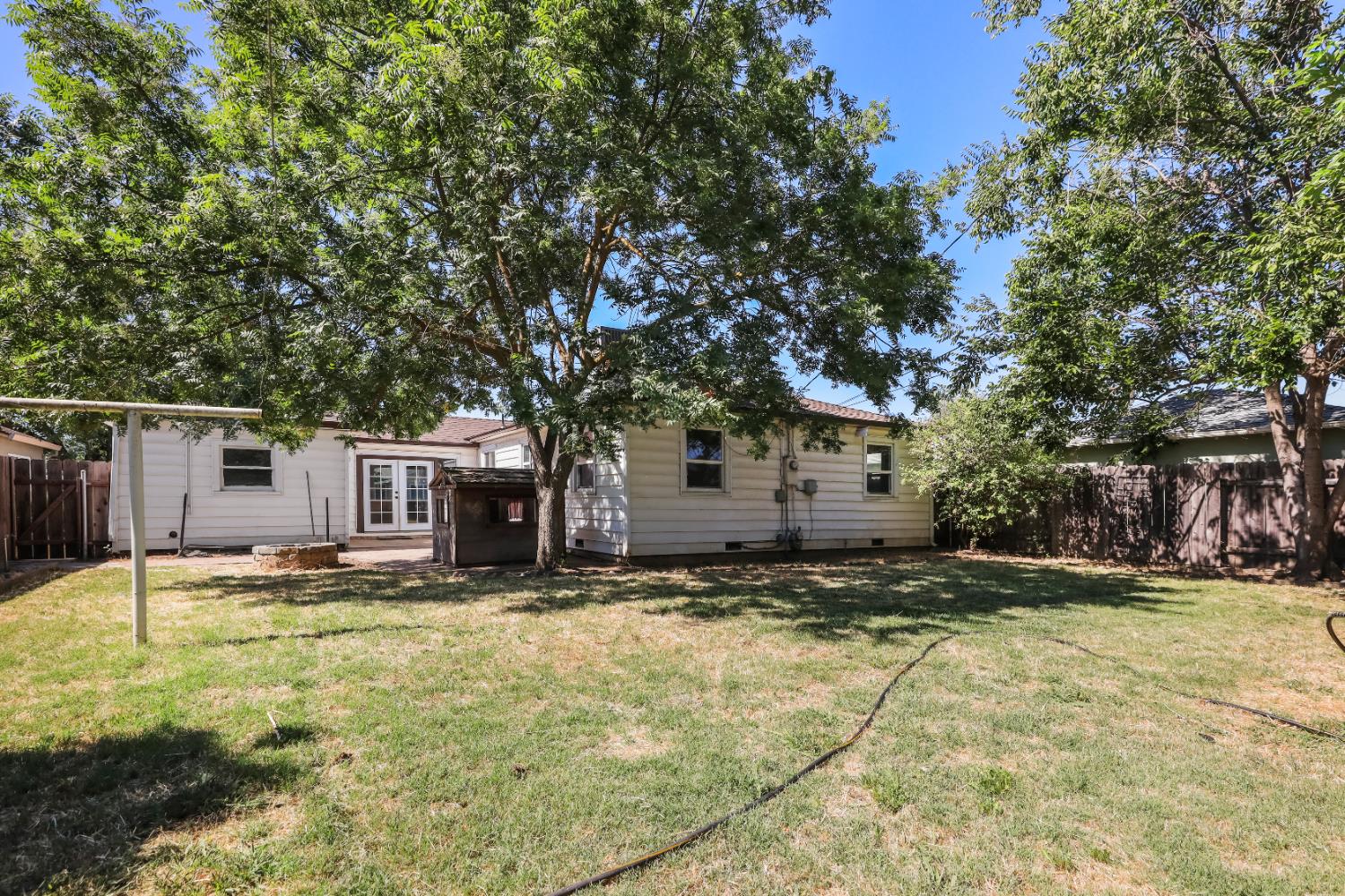 Detail Gallery Image 27 of 29 For 535 Alicante Dr, Lodi,  CA 95240 - 3 Beds | 1 Baths
