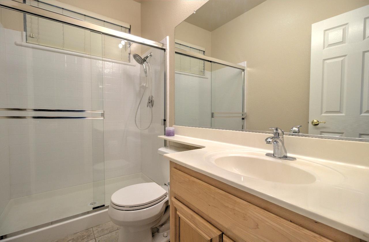 Detail Gallery Image 29 of 54 For 232 Kelley Mist Lane, Tracy,  CA 95377 - 4 Beds | 3 Baths