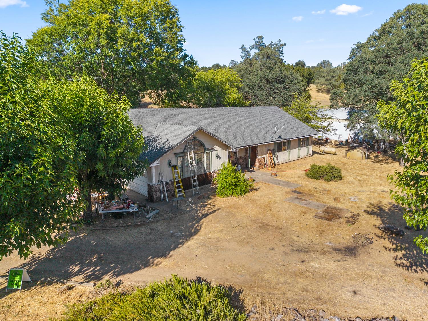 Detail Gallery Image 7 of 52 For 18350 Live Oak Ct, Plymouth,  CA 95669 - 3 Beds | 2/1 Baths