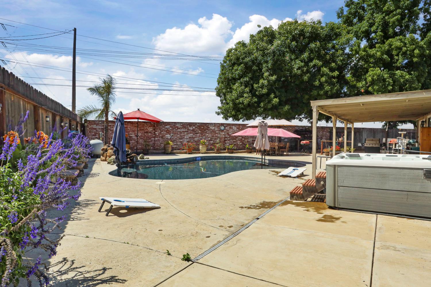 Detail Gallery Image 34 of 46 For 2700 Tassajara Dr, Modesto,  CA 95358 - 3 Beds | 2 Baths