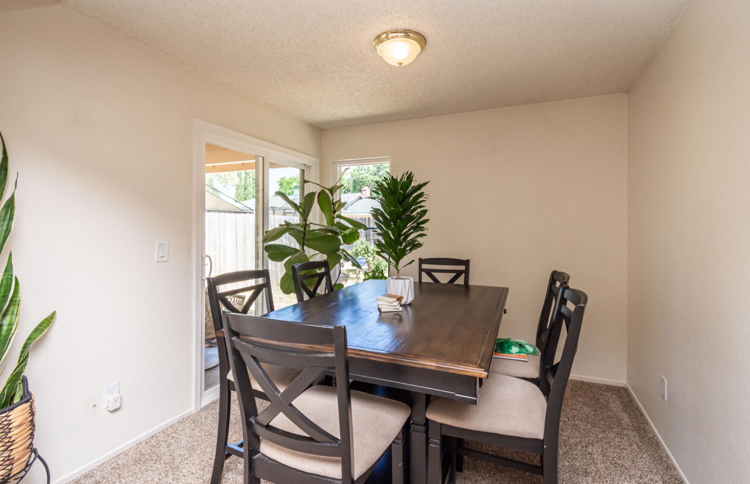 Detail Gallery Image 12 of 23 For 4211 Oberon Ave, North Highlands,  CA 95660 - 3 Beds | 2 Baths