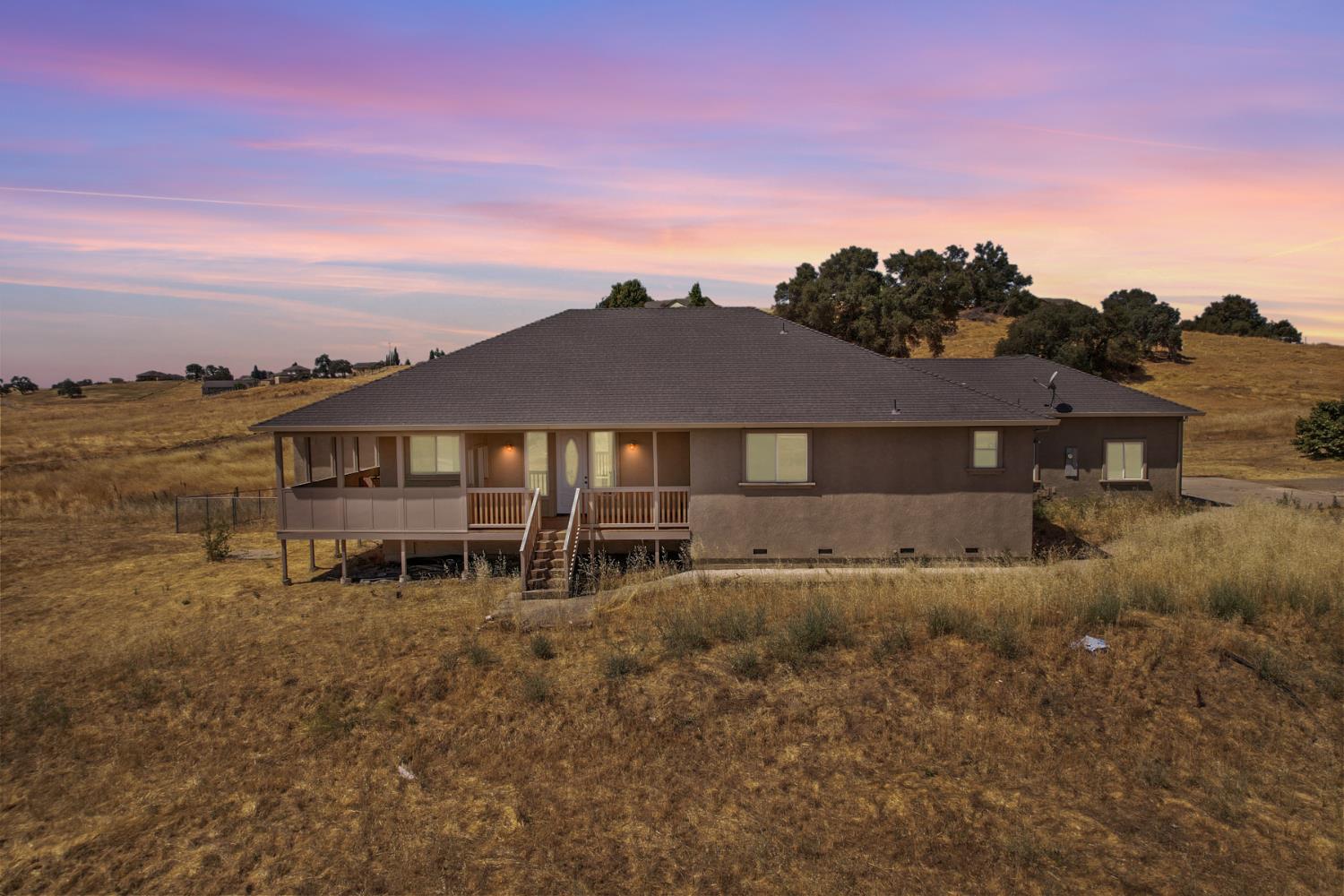 Detail Gallery Image 3 of 60 For 2226 Grapevine Gulch Rd, Ione,  CA 95640 - 3 Beds | 2/1 Baths