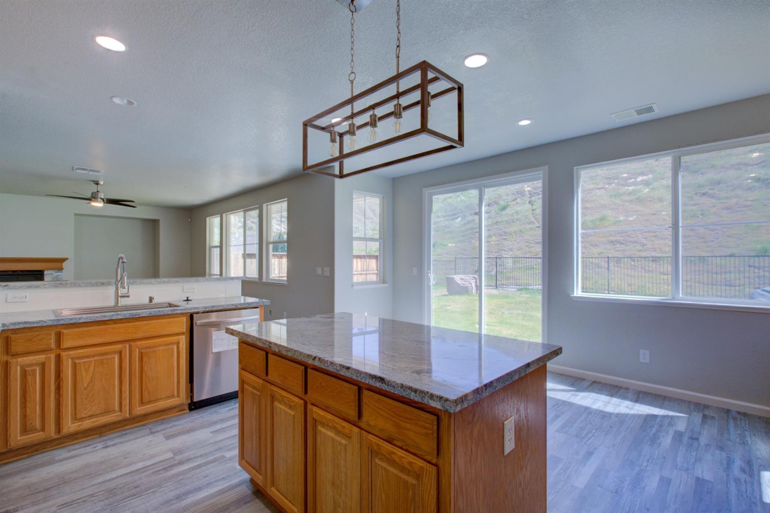 Detail Gallery Image 25 of 55 For 20676 Golf Canyon Ct, Patterson,  CA 95363 - 4 Beds | 2/1 Baths