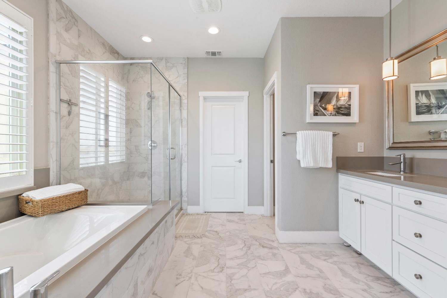 Detail Gallery Image 37 of 58 For 1622 Locksley Dr, Lathrop,  CA 95330 - 4 Beds | 3 Baths