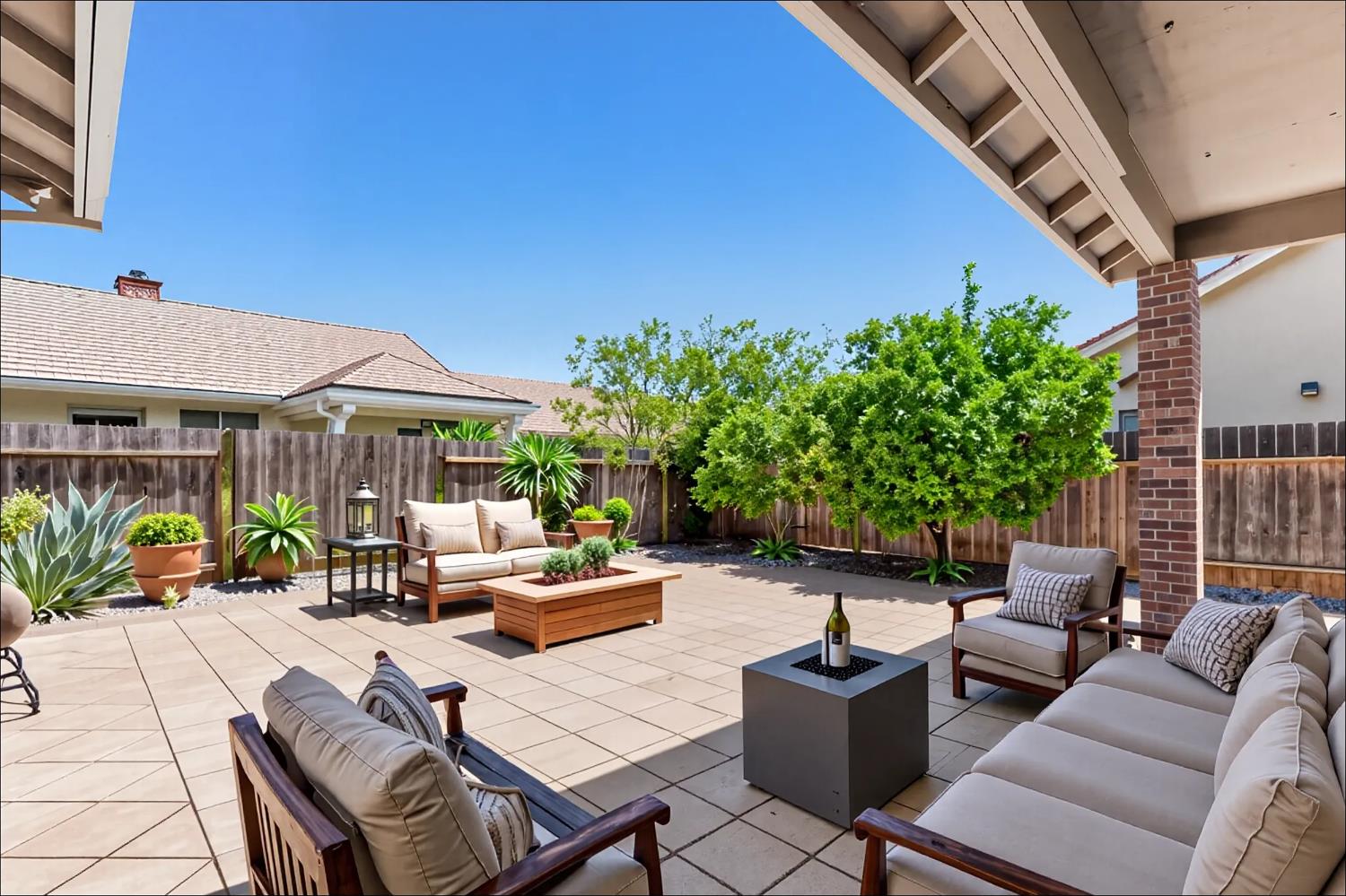 Detail Gallery Image 23 of 28 For 1929 Providence Way, Lodi,  CA 95242 - 4 Beds | 2 Baths