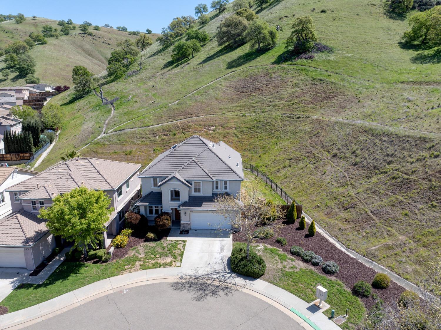 Detail Gallery Image 5 of 55 For 20676 Golf Canyon Ct, Patterson,  CA 95363 - 4 Beds | 2/1 Baths