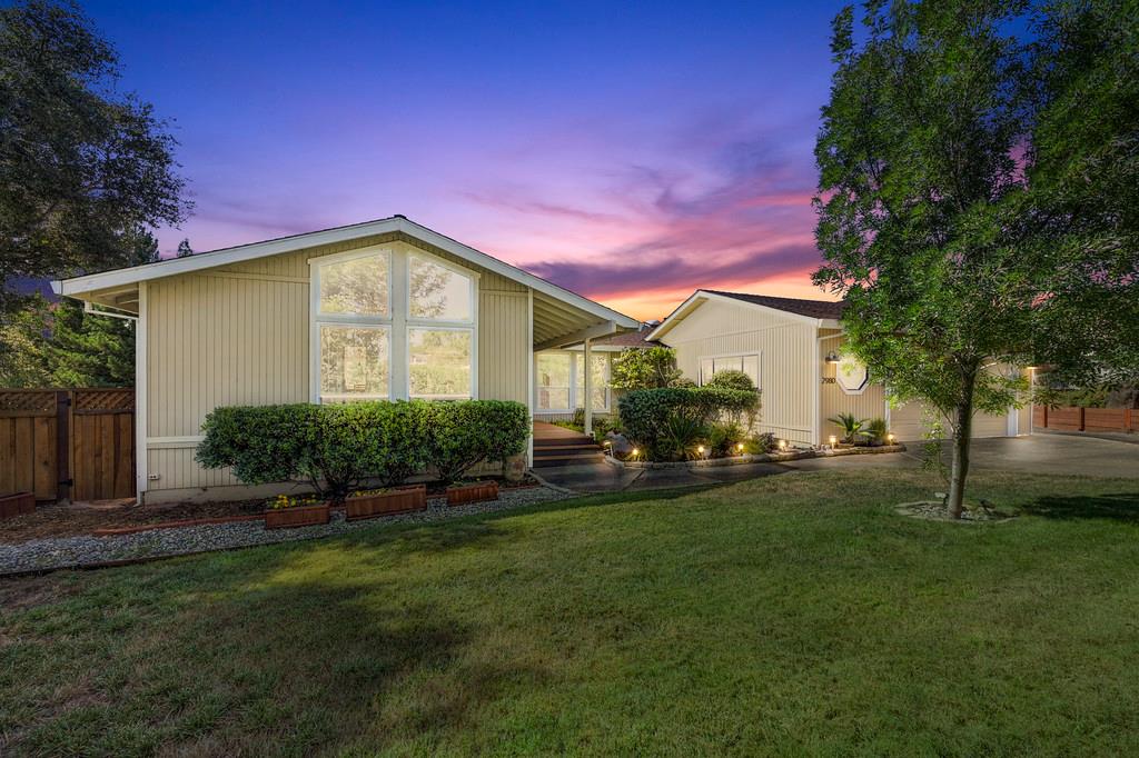 Detail Gallery Image 1 of 70 For 2980 Calido Ct, Cameron Park,  CA 95682 - 3 Beds | 2 Baths