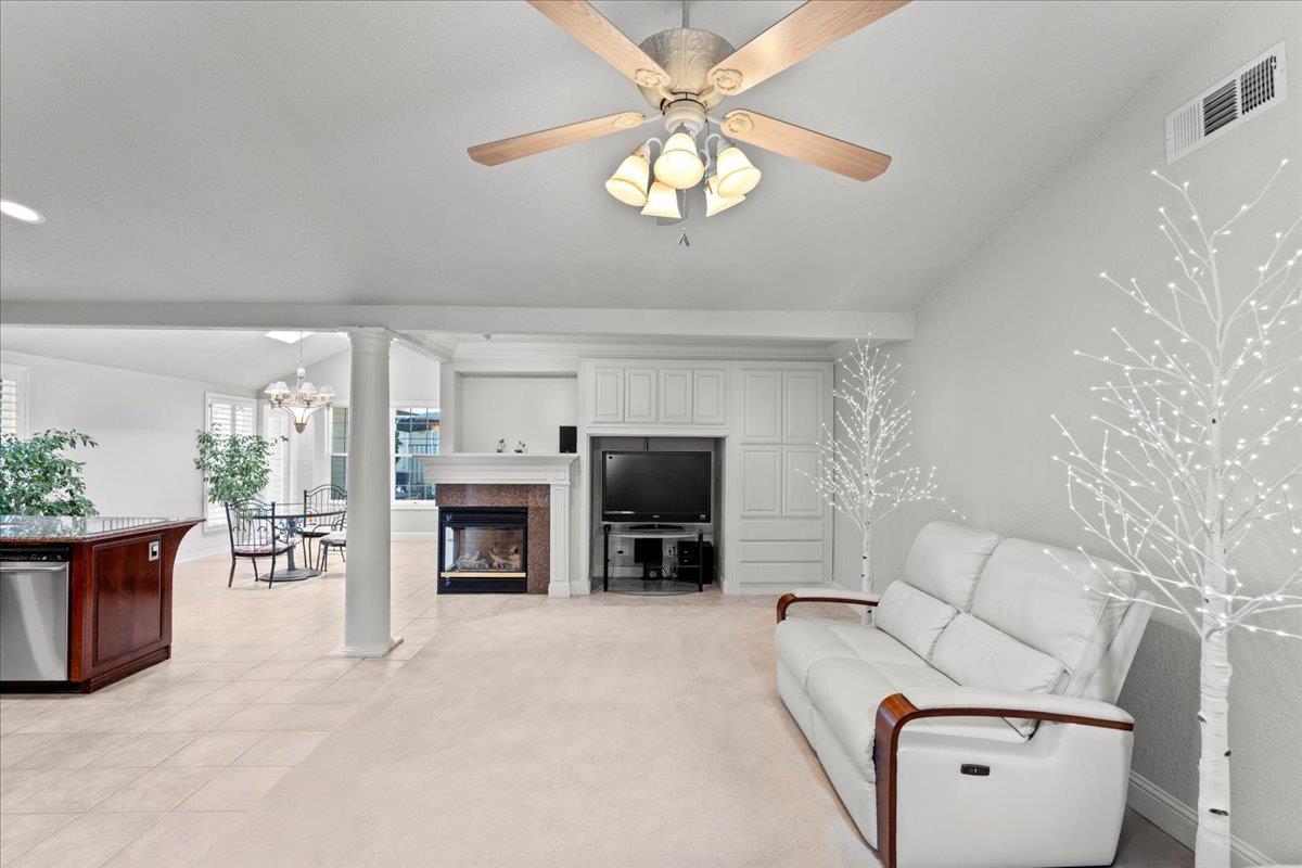 Detail Gallery Image 11 of 52 For 408 Montrose Ct, Modesto,  CA 95355 - 3 Beds | 3/1 Baths