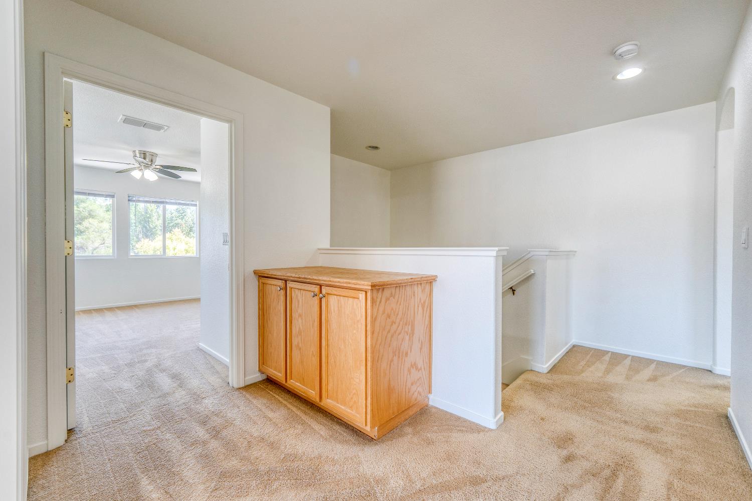 Detail Gallery Image 15 of 32 For 7953 Pearl Drop Ct, Antelope,  CA 95843 - 6 Beds | 3 Baths