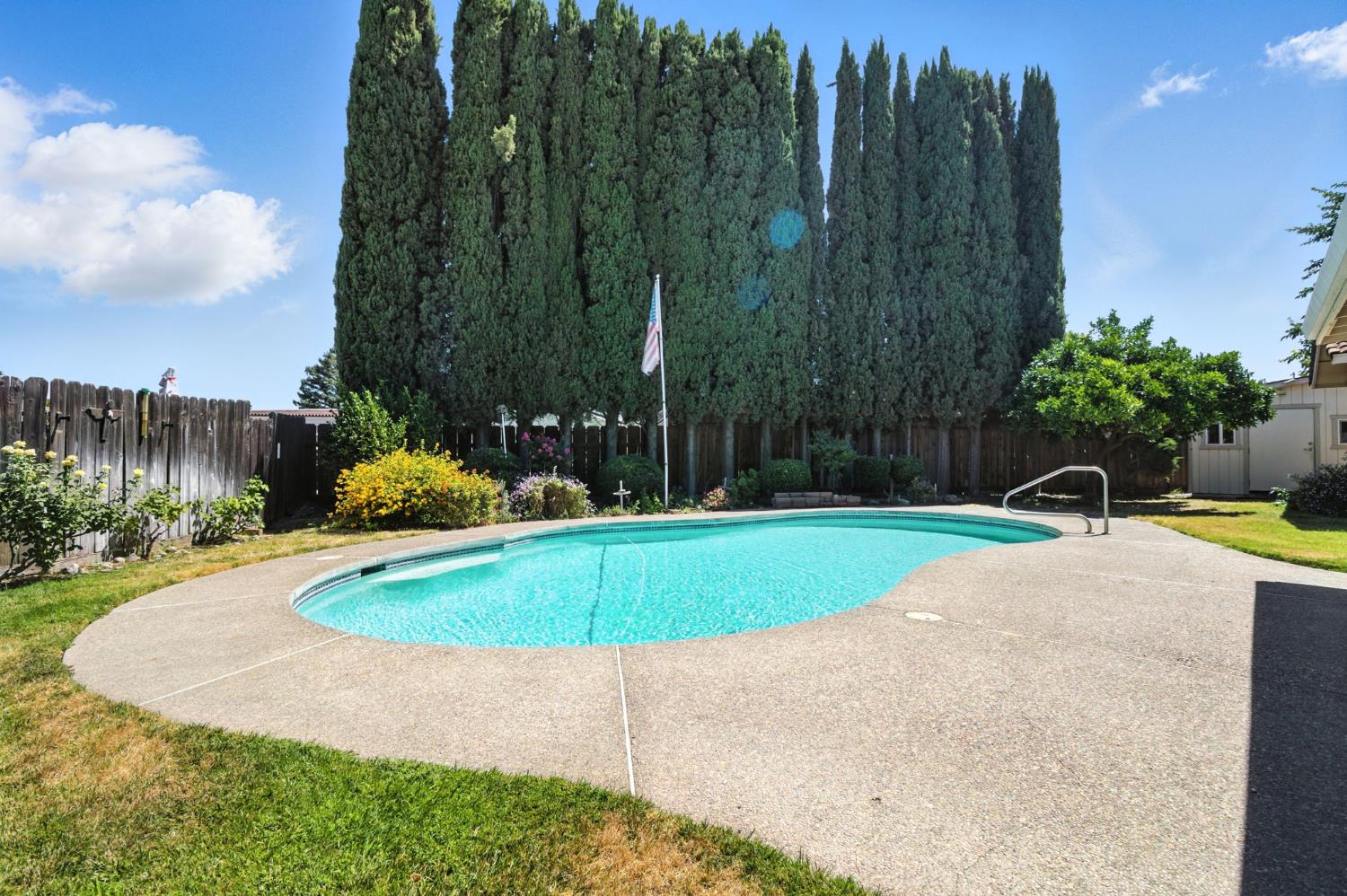 Detail Gallery Image 23 of 26 For 3400 Santos Ct, Turlock,  CA 95382 - 4 Beds | 2 Baths
