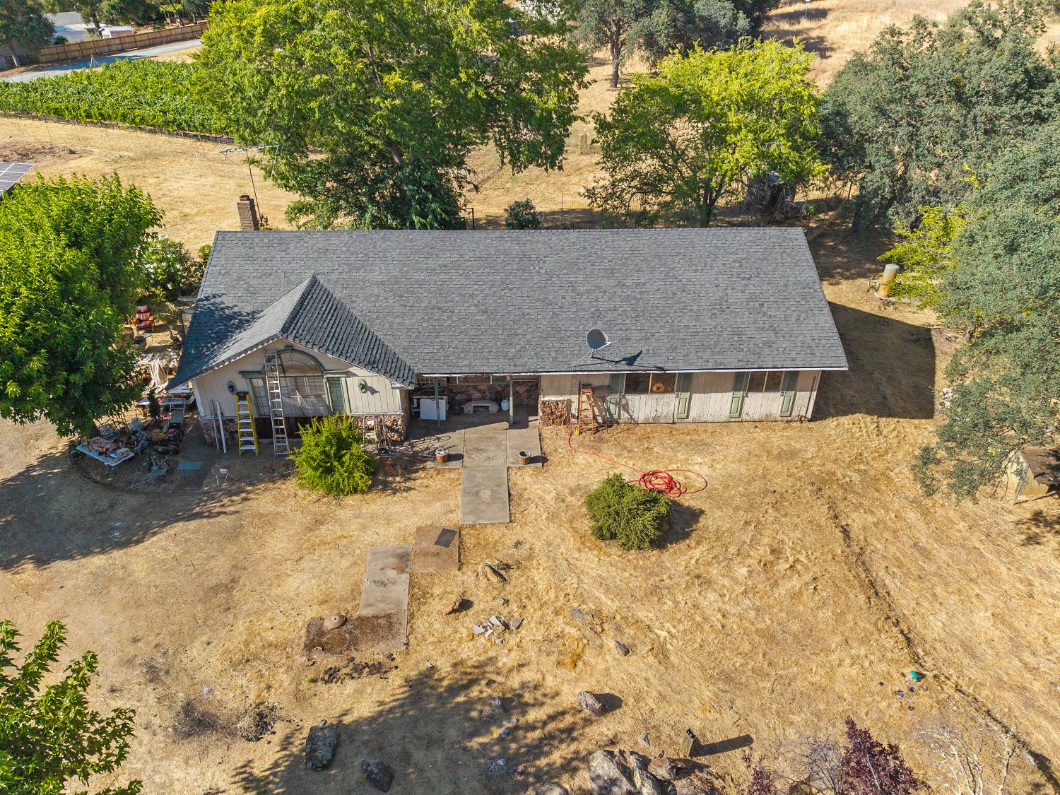Detail Gallery Image 6 of 52 For 18350 Live Oak Ct, Plymouth,  CA 95669 - 3 Beds | 2/1 Baths