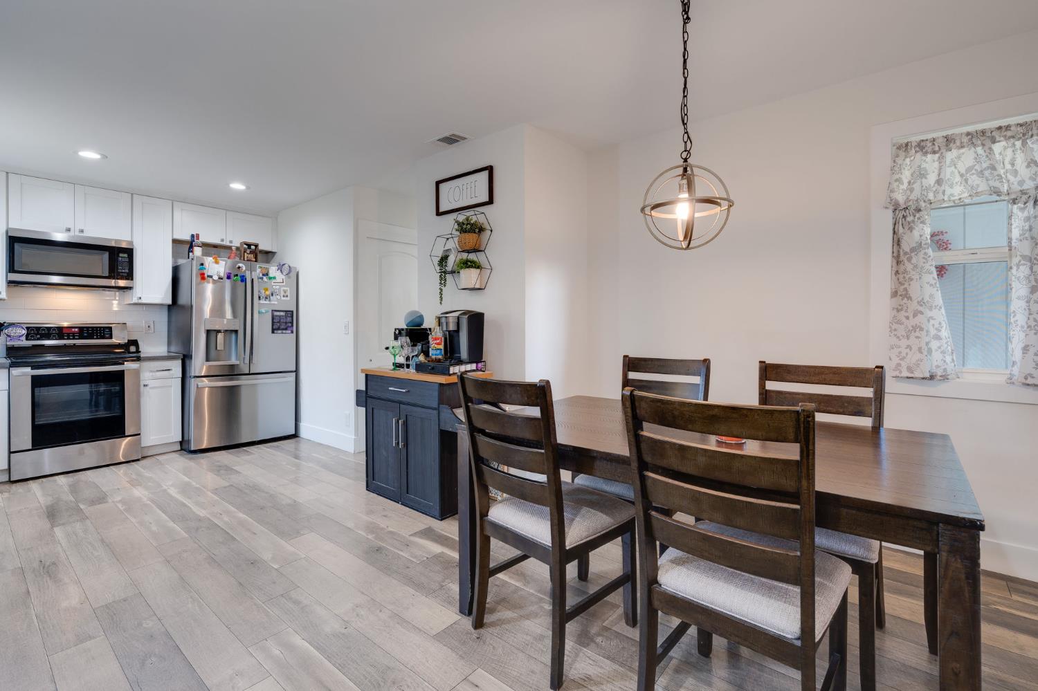 Detail Gallery Image 16 of 28 For 173 Bell Ave, Sacramento,  CA 95838 - 3 Beds | 2 Baths