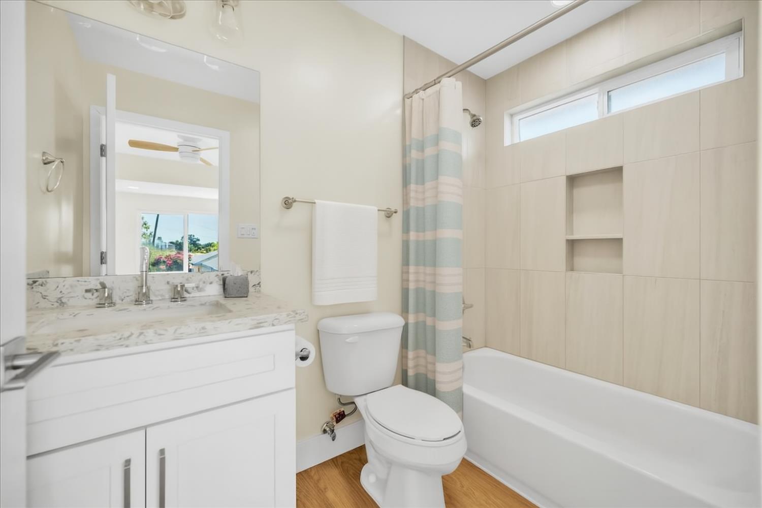 Detail Gallery Image 21 of 36 For 3125 Gladys Ave, West Sacramento,  CA 95691 - 2 Beds | 3/1 Baths