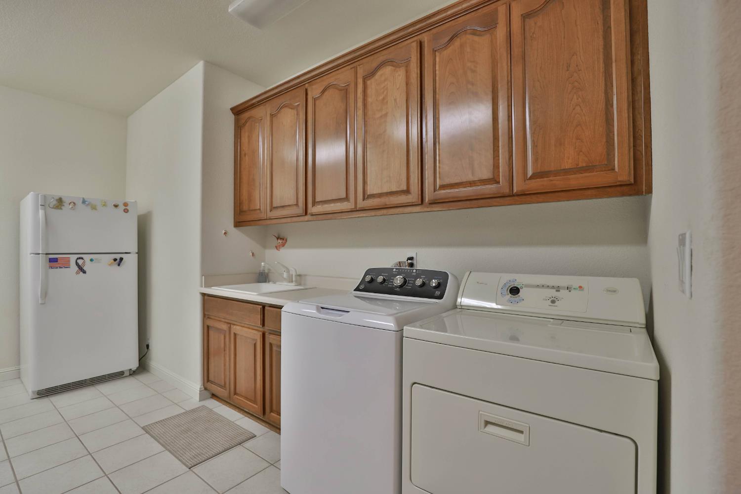 Detail Gallery Image 35 of 38 For 4351 Puerta Del Sol, Camino,  CA 95709 - 3 Beds | 2/1 Baths