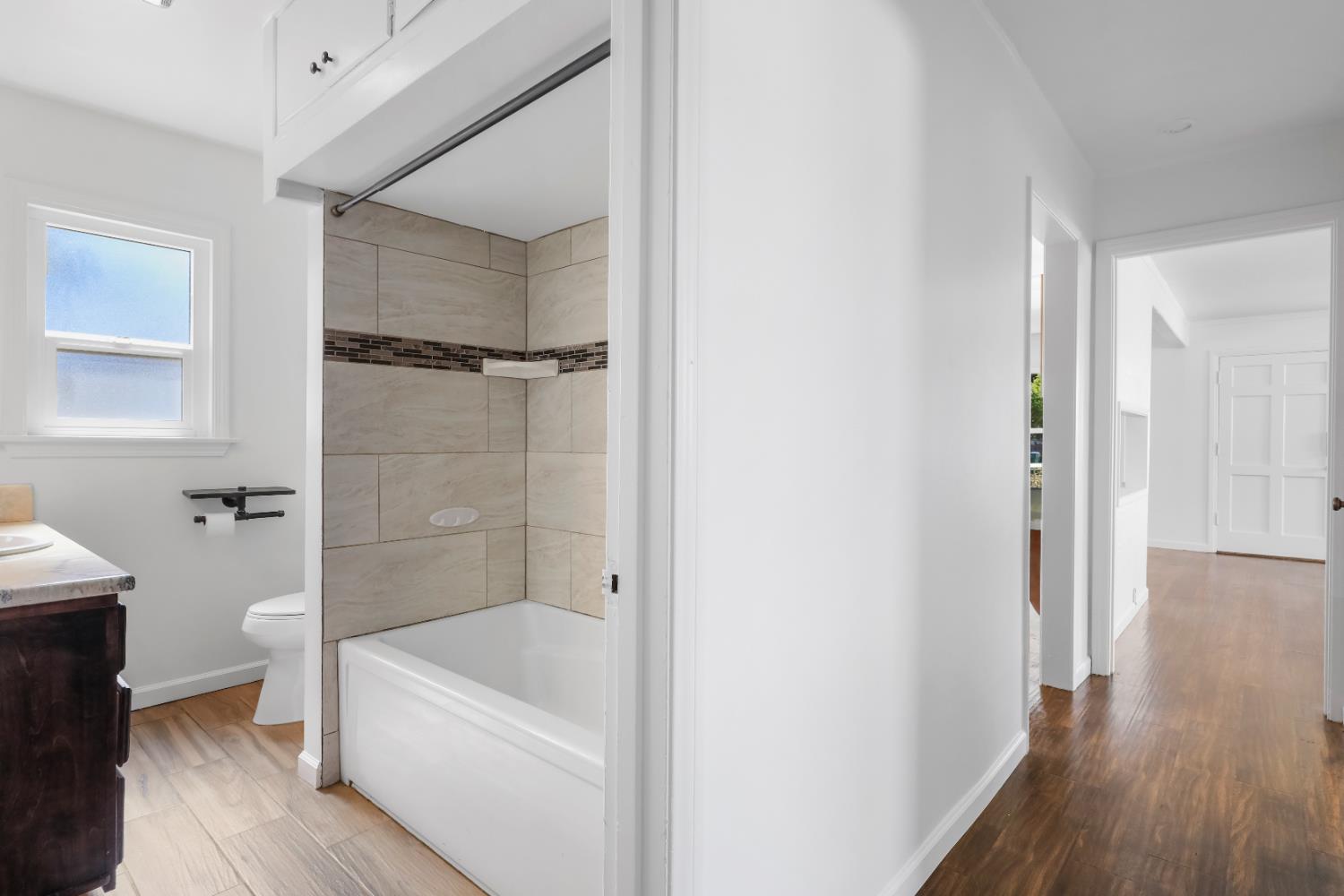 Detail Gallery Image 19 of 29 For 535 Alicante Dr, Lodi,  CA 95240 - 3 Beds | 1 Baths