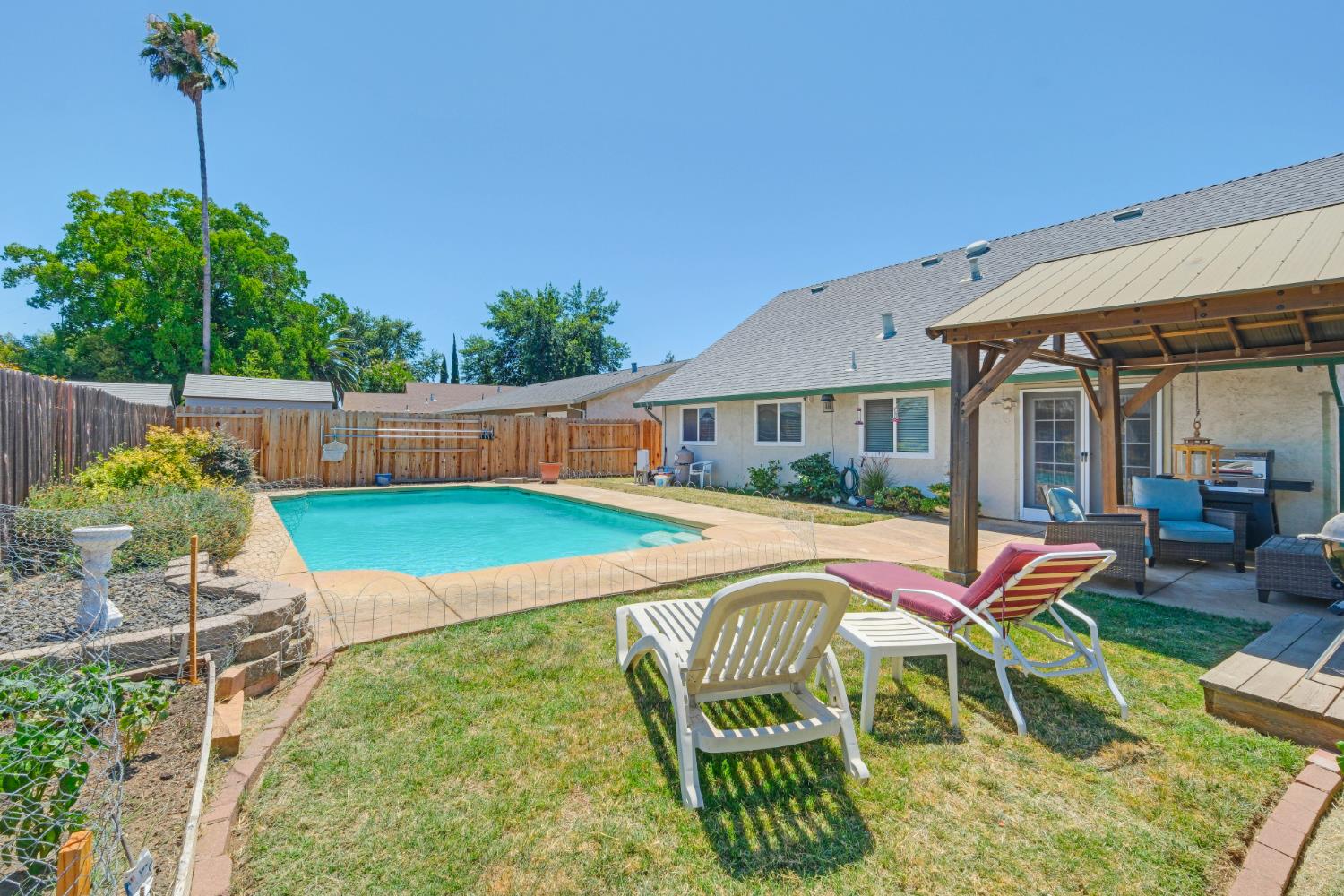 Detail Gallery Image 31 of 36 For 4209 Jump Ct, Sacramento,  CA 95826 - 5 Beds | 3 Baths