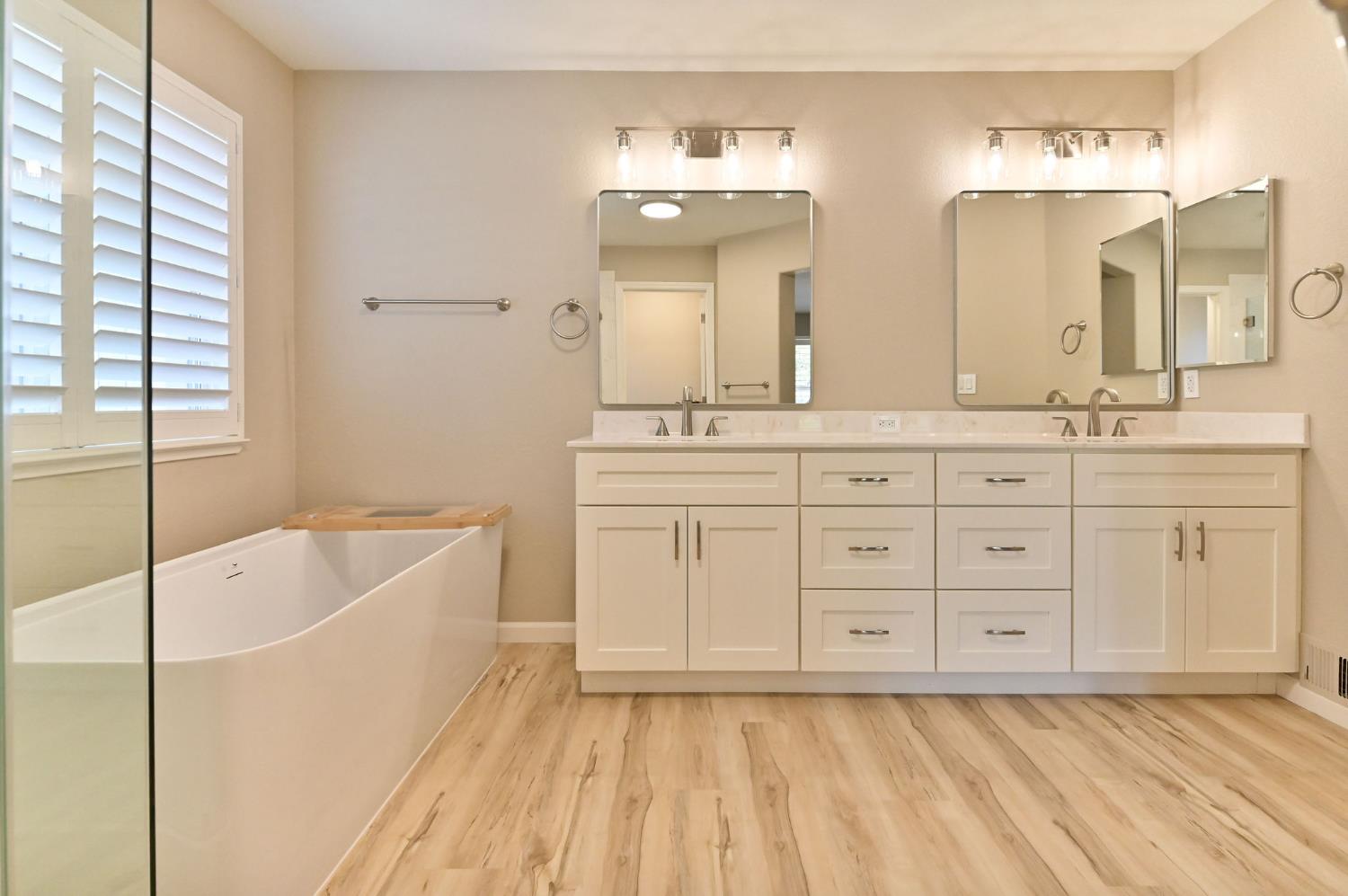 Detail Gallery Image 36 of 52 For 2216 Boston Way, Modesto,  CA 95355 - 4 Beds | 3 Baths